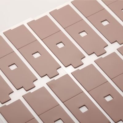 مقاومت حجم بالا پد حرارتی سفارشی CPU با گزینه های چگالی 3.0±0.5 G / cm3