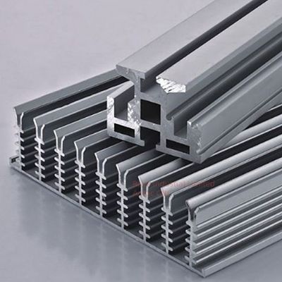 پروفایل های اکسترود شده آلیاژ آلومینیوم مقاوم به خوردگی در 6063/6061/6005/6060 T5/T6 برای کاربردهای چند مشخصات