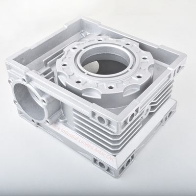 قطعات ریخته گری مرسوم چند حفره ای در قالب رطوبت ISO TS16949 2009 قطعات تجهیزات صنعتی گواهی شده
